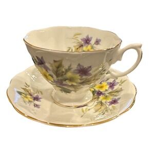 Royal Albert Bone China England Tea Cup Saucer Yellow‎ Purple Flowers Vintage